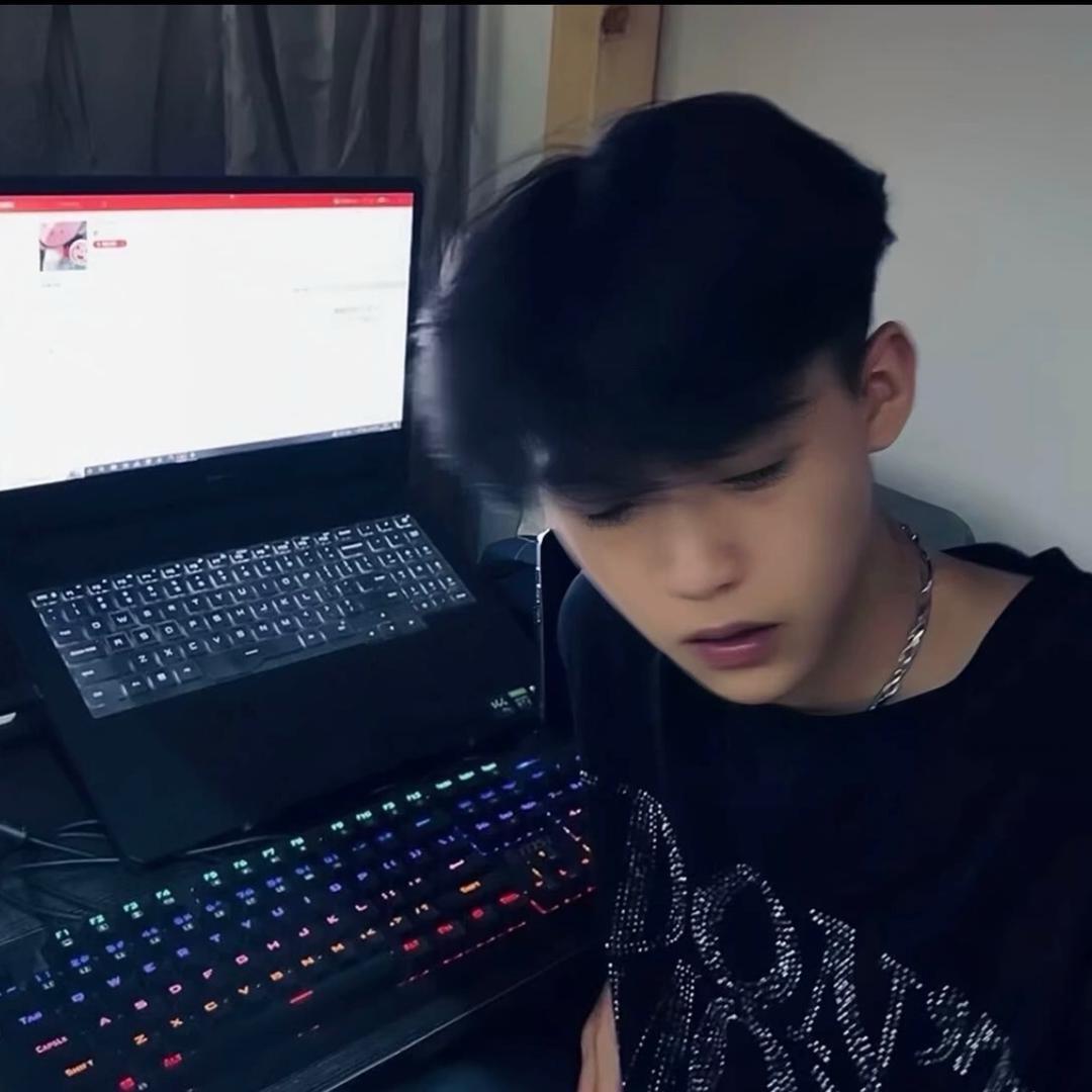 不在！