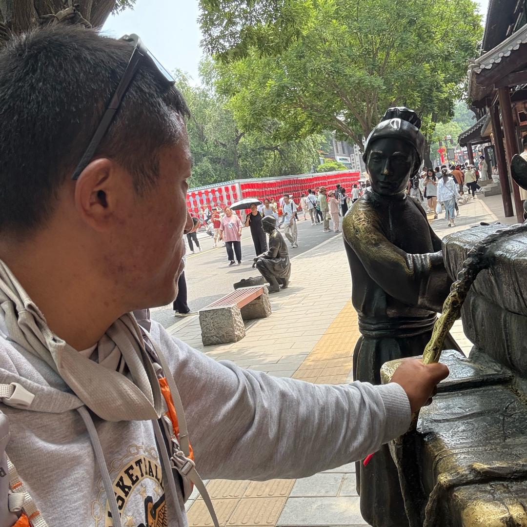 拉萨跑腿次仁