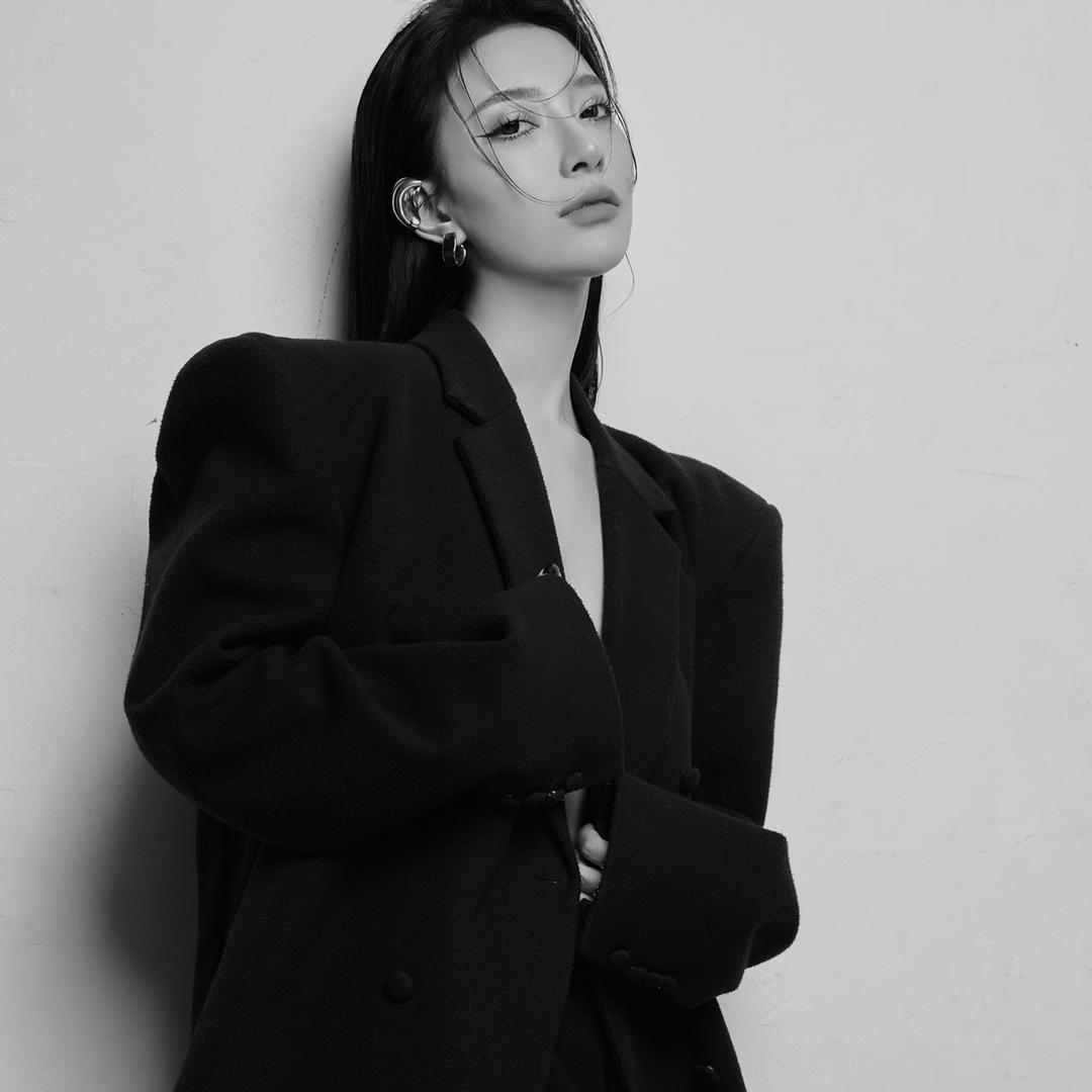 是个冰块