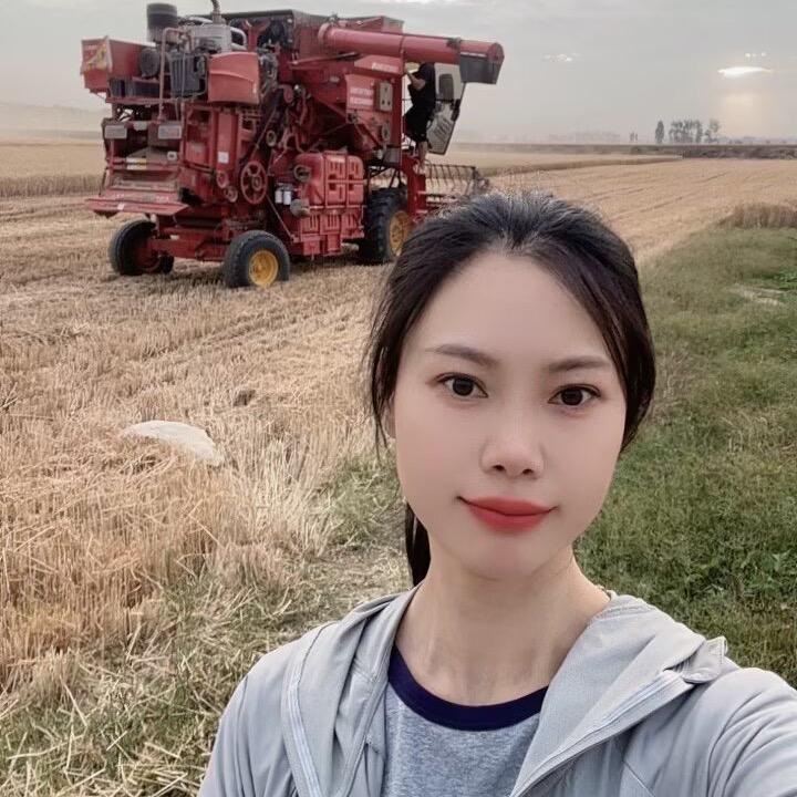 小胡同学收割机