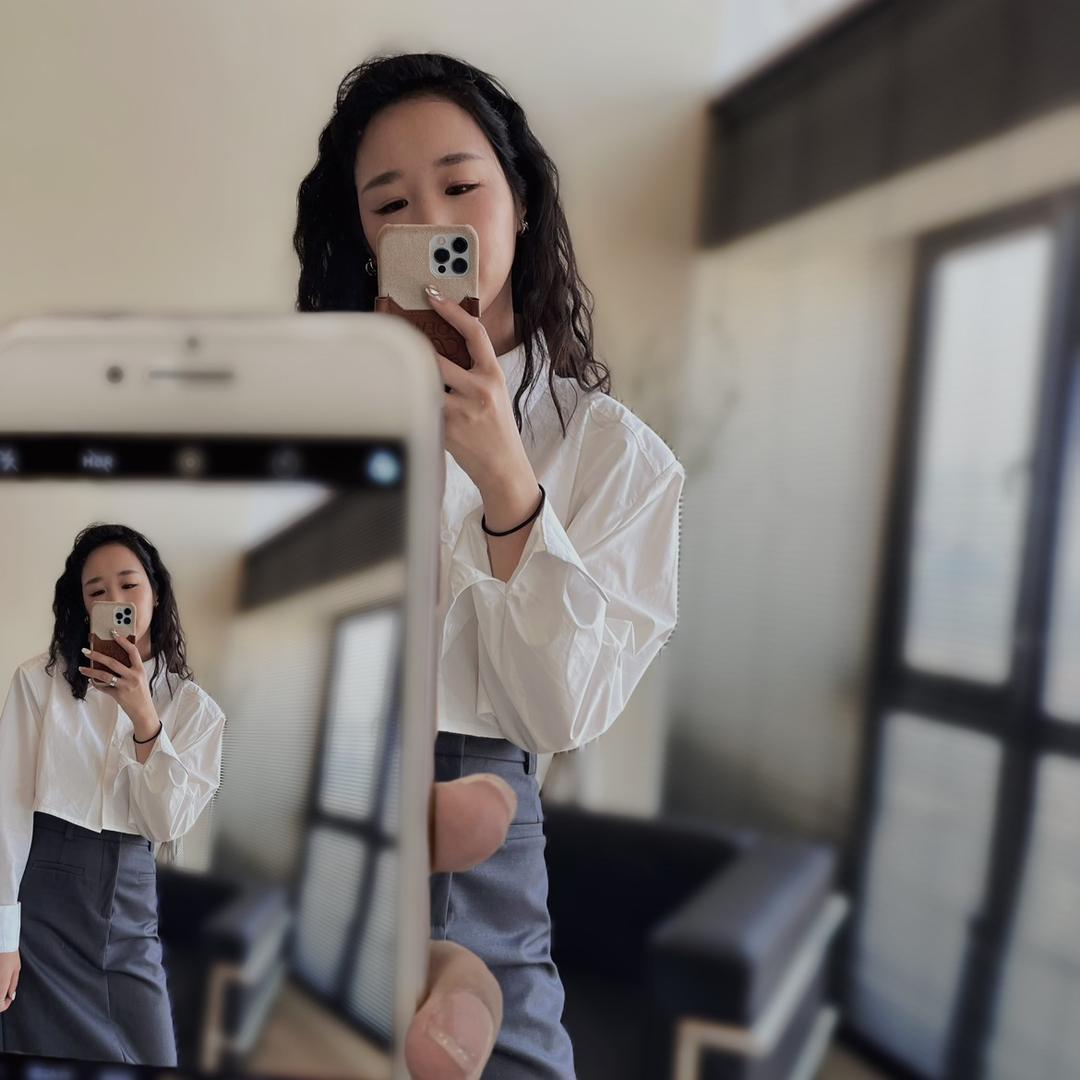 杨茜茜女装定制