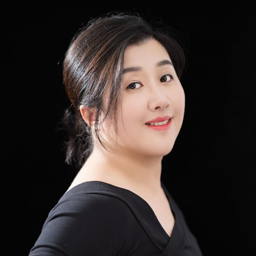 叫她黄小姐