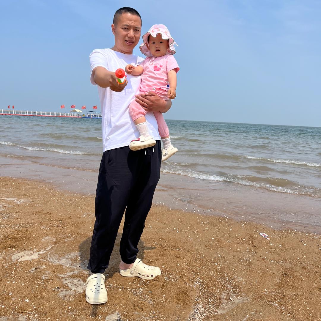 白沟90后修车小伙儿