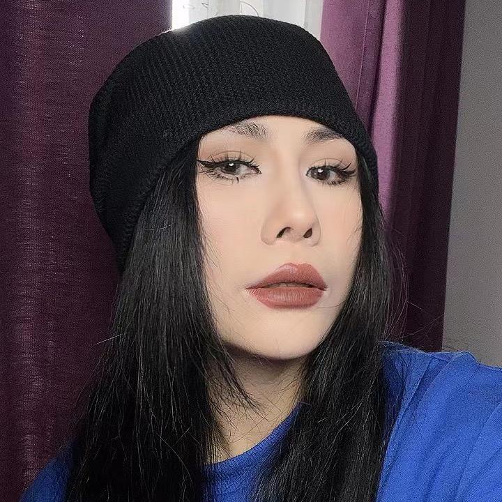 姊妹美业连锁（招美甲 化妆师）