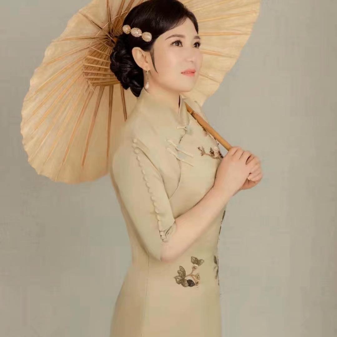 悠悠（早上6点30分开播）