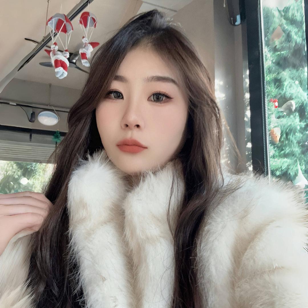 小怡baby☁️