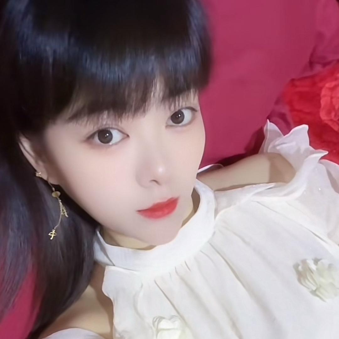🦋落泪的玫瑰🍒᭄?᭄ꦿᩚ٭