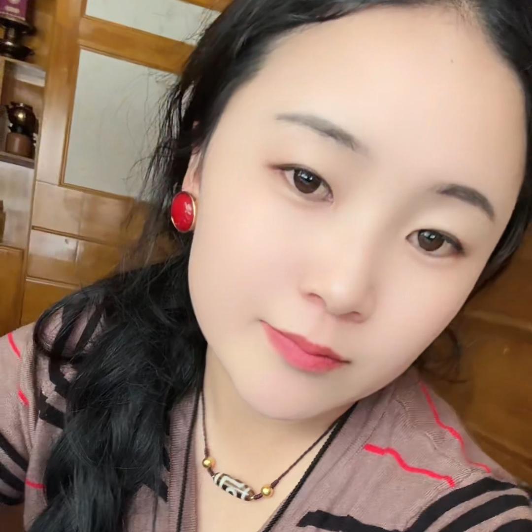 C.噶🦋