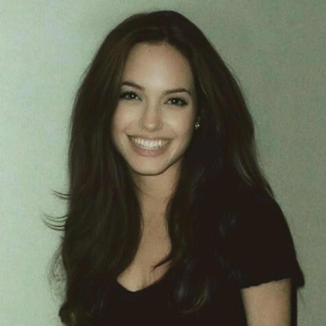 𝒂𝒏𝒈𝒈𝒊𝒊𝒍𝒂