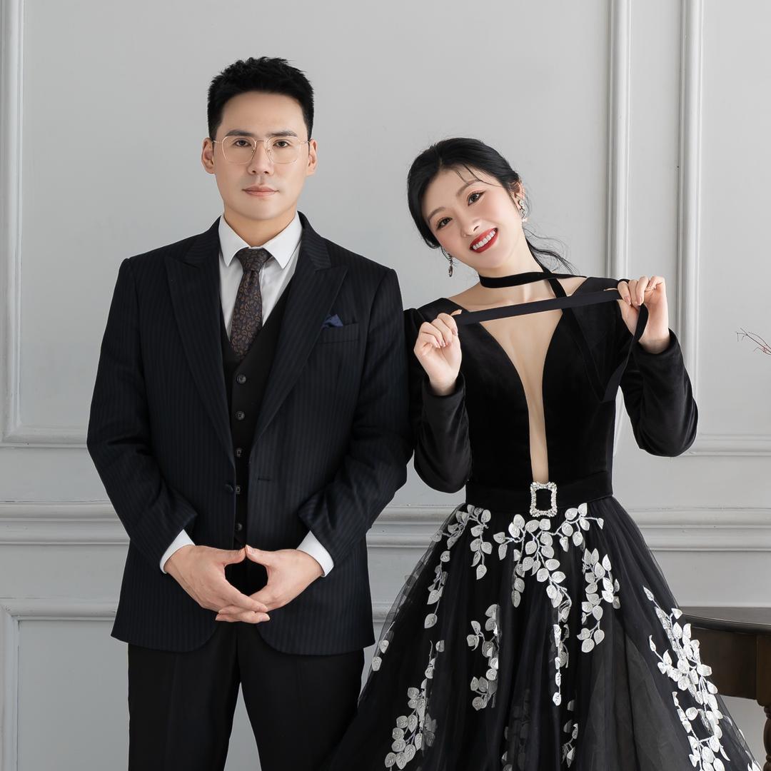 董先森夫妇
