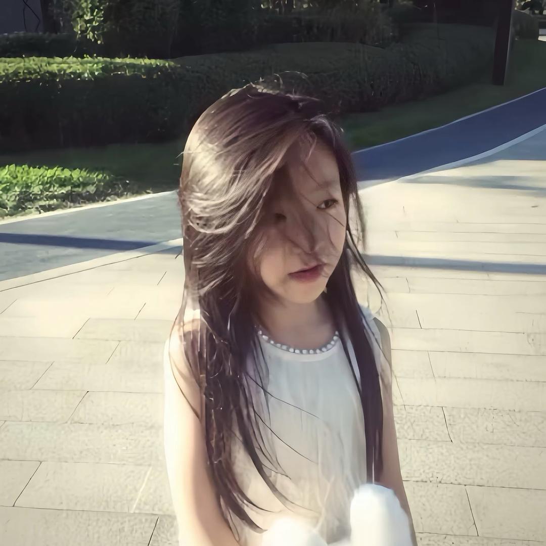 呦小莜