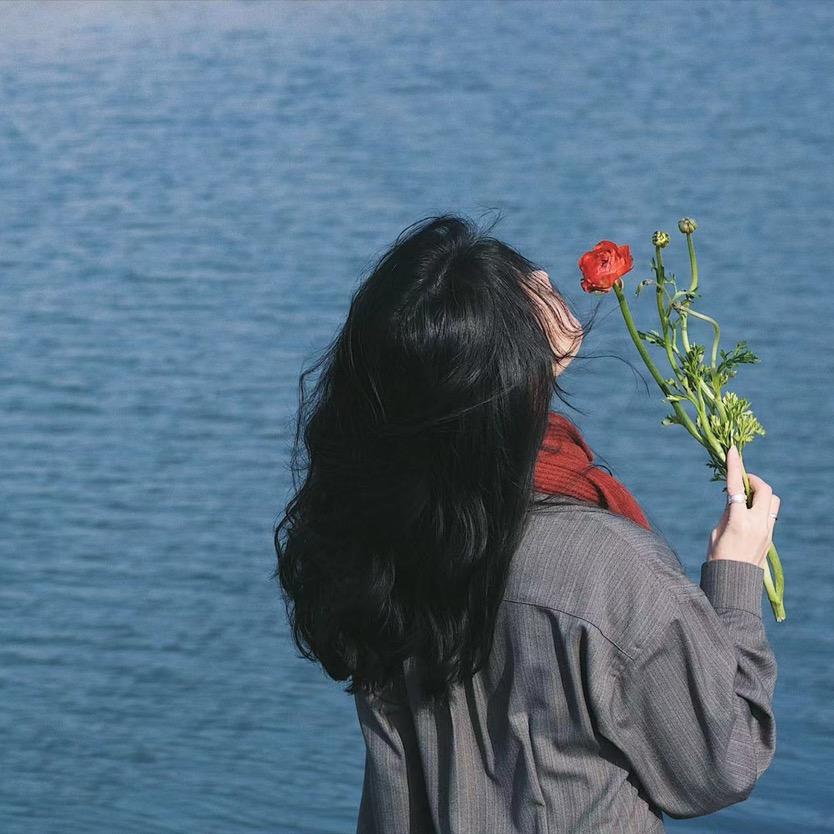 小西奈子涂吖