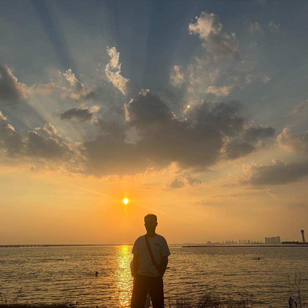 奥特曼打你阿姨