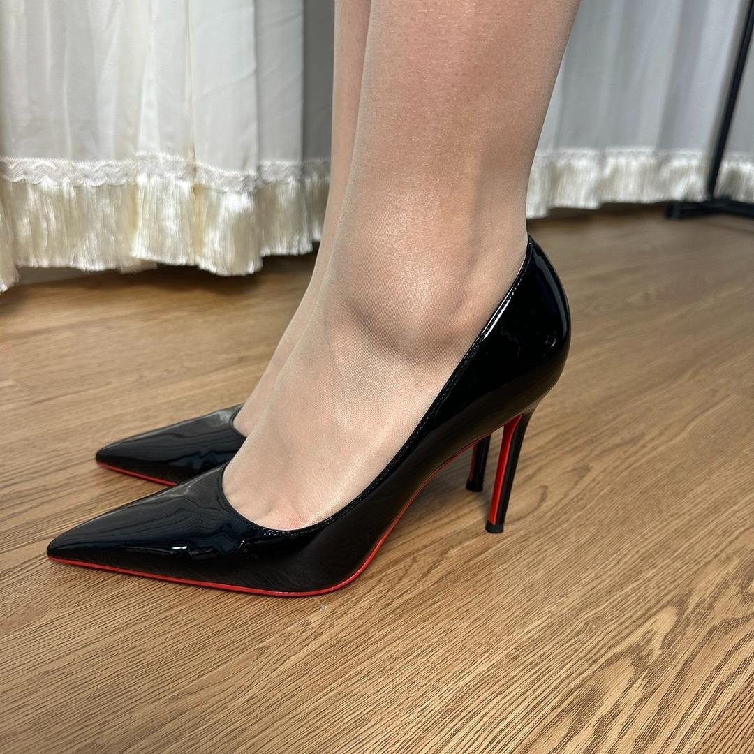高跟鞋👠大师兄