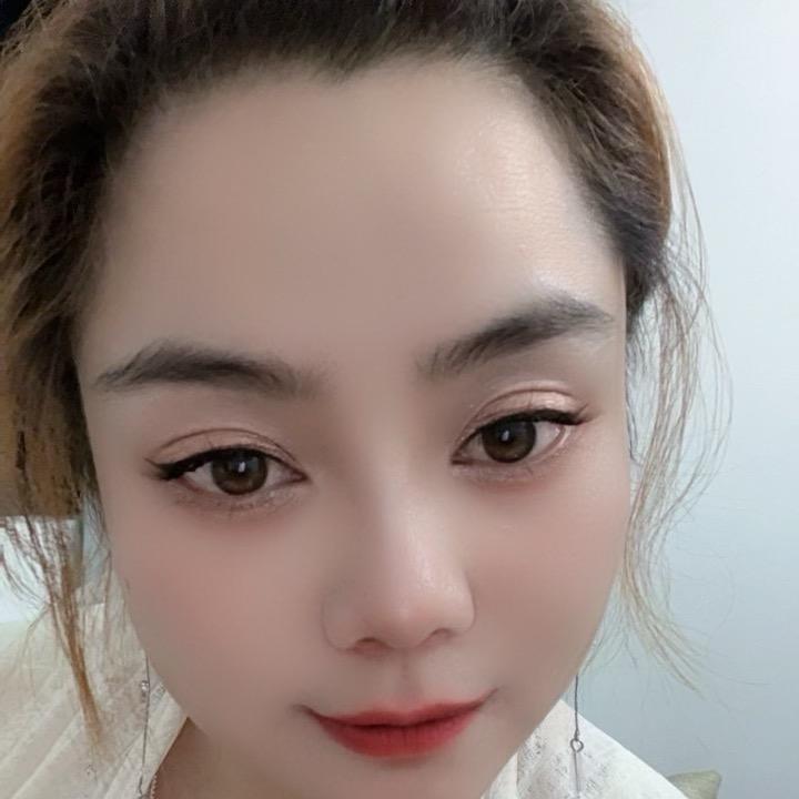 佳佳@