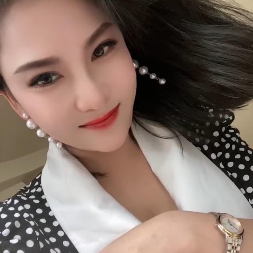 阿芳