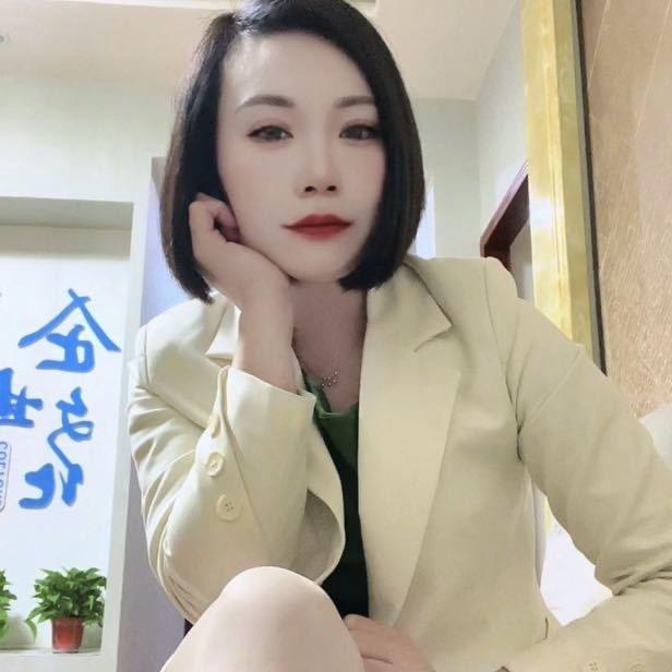 小覃