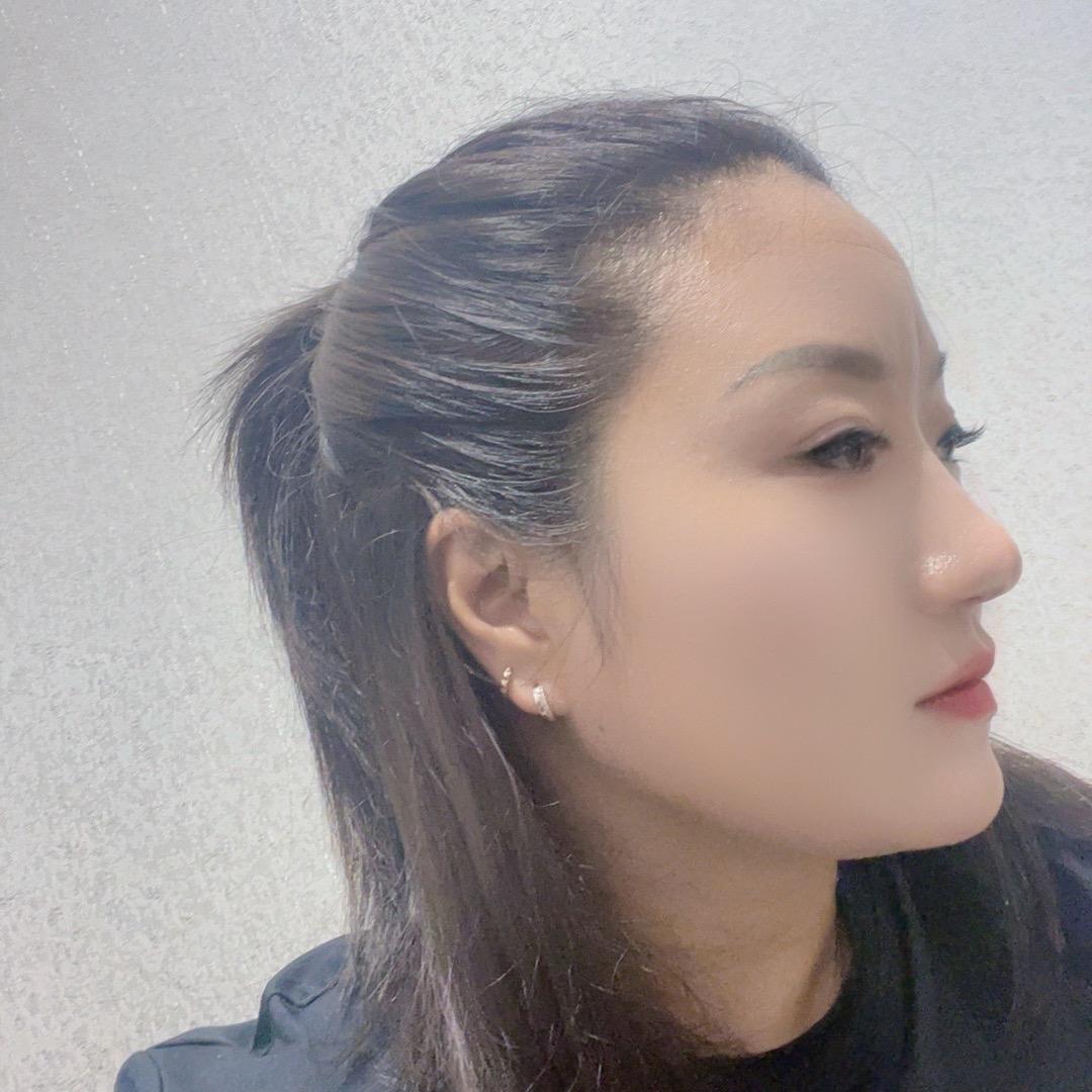 珍妮爱穿搭