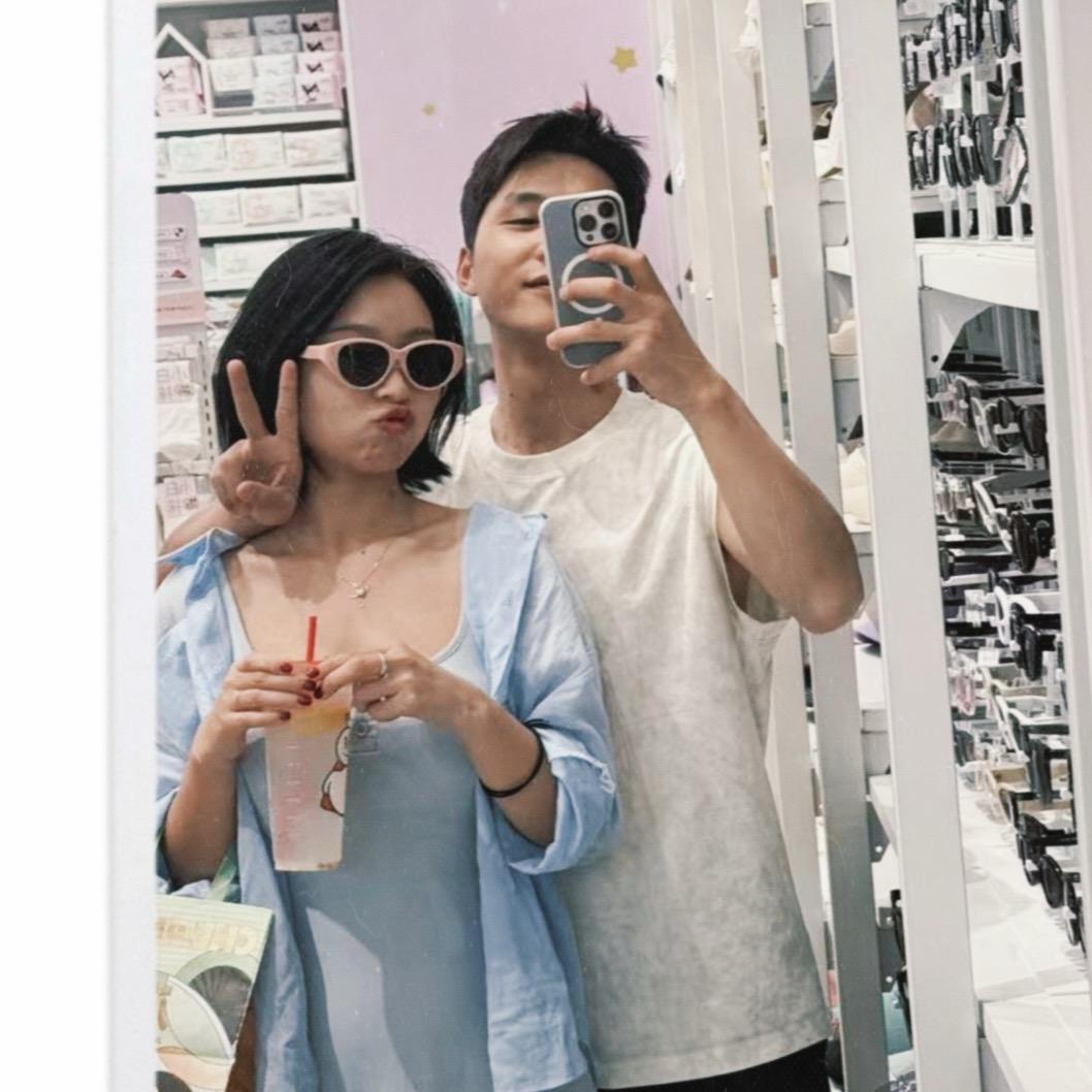 萍洛洛（暴富暴瘦）