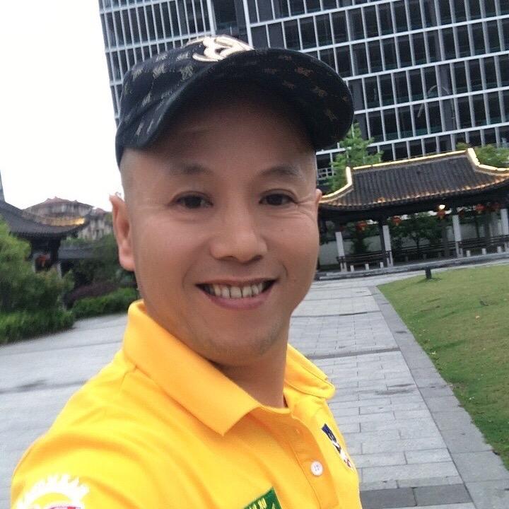淤潜光头哥（演绎主播）