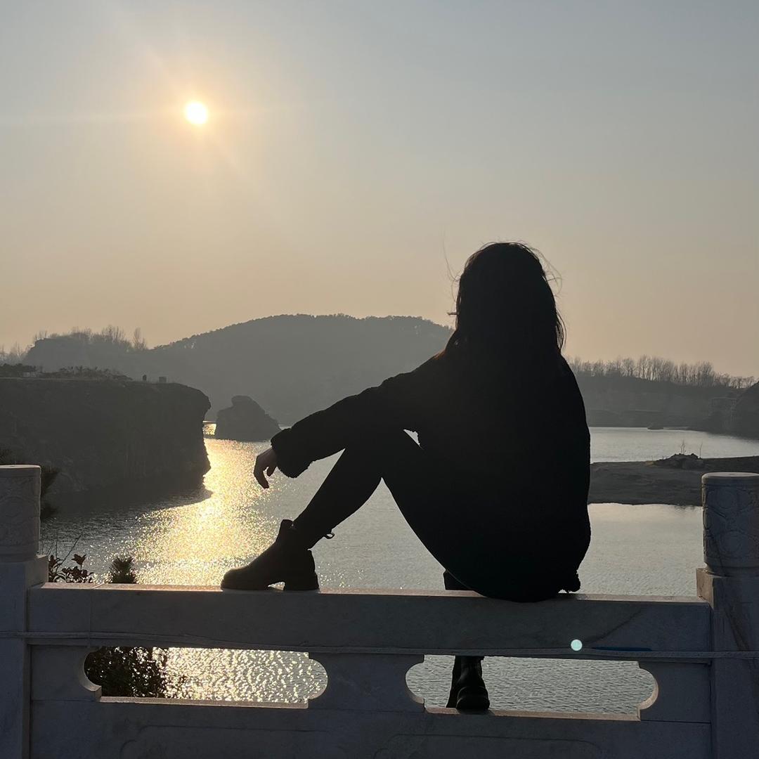 @小酒窝