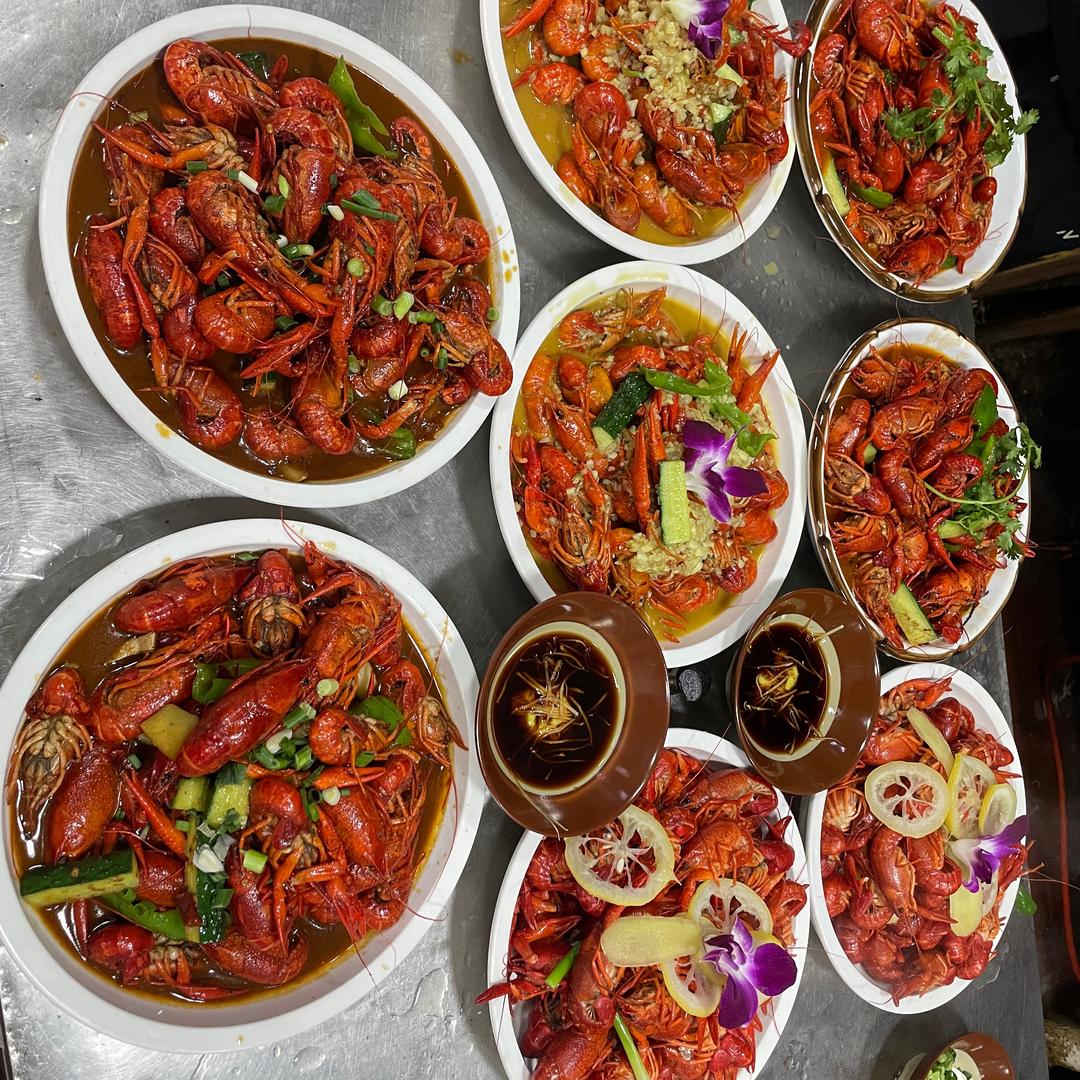 渝记鲜烧鸡公官方号