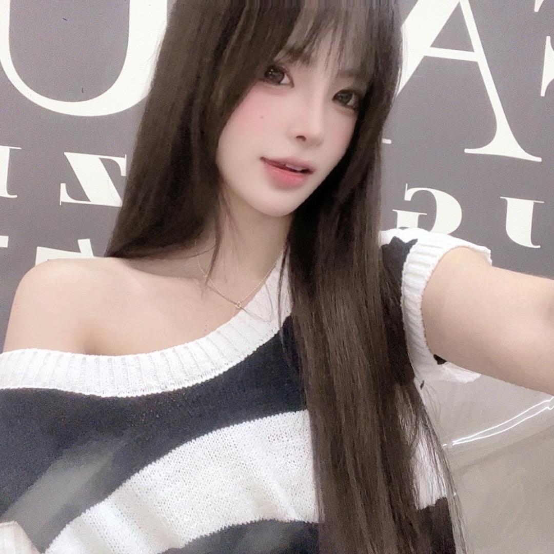 周慧敏-