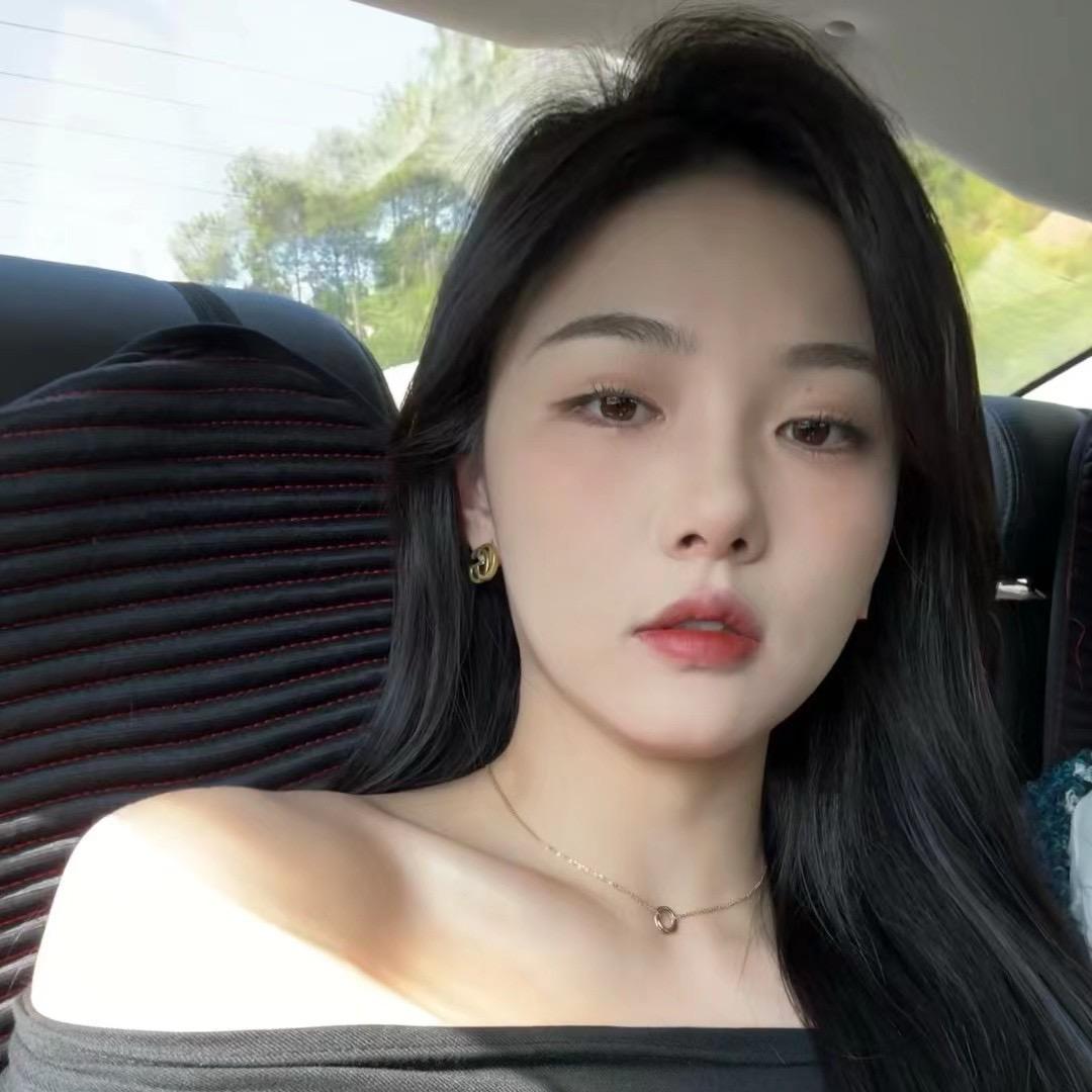 皮蛋儿⁸⁸⁹⁹