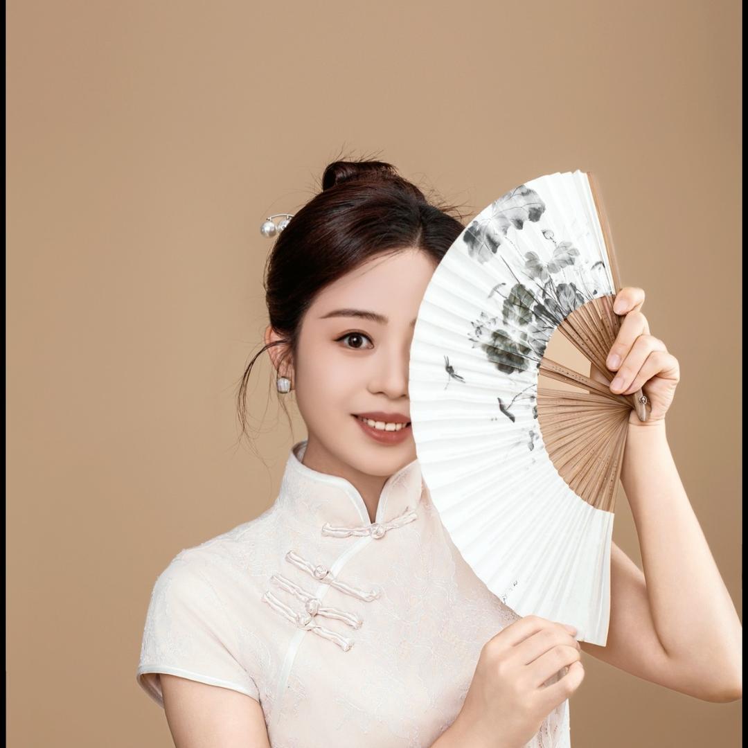 😘红太狼玲儿💕