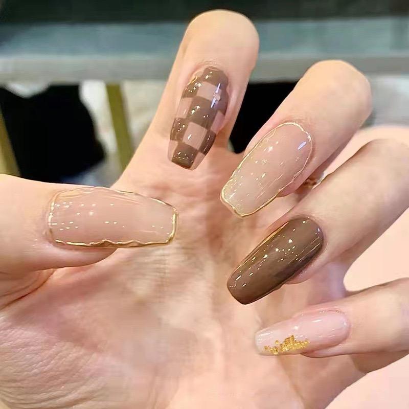 肖婷美甲店