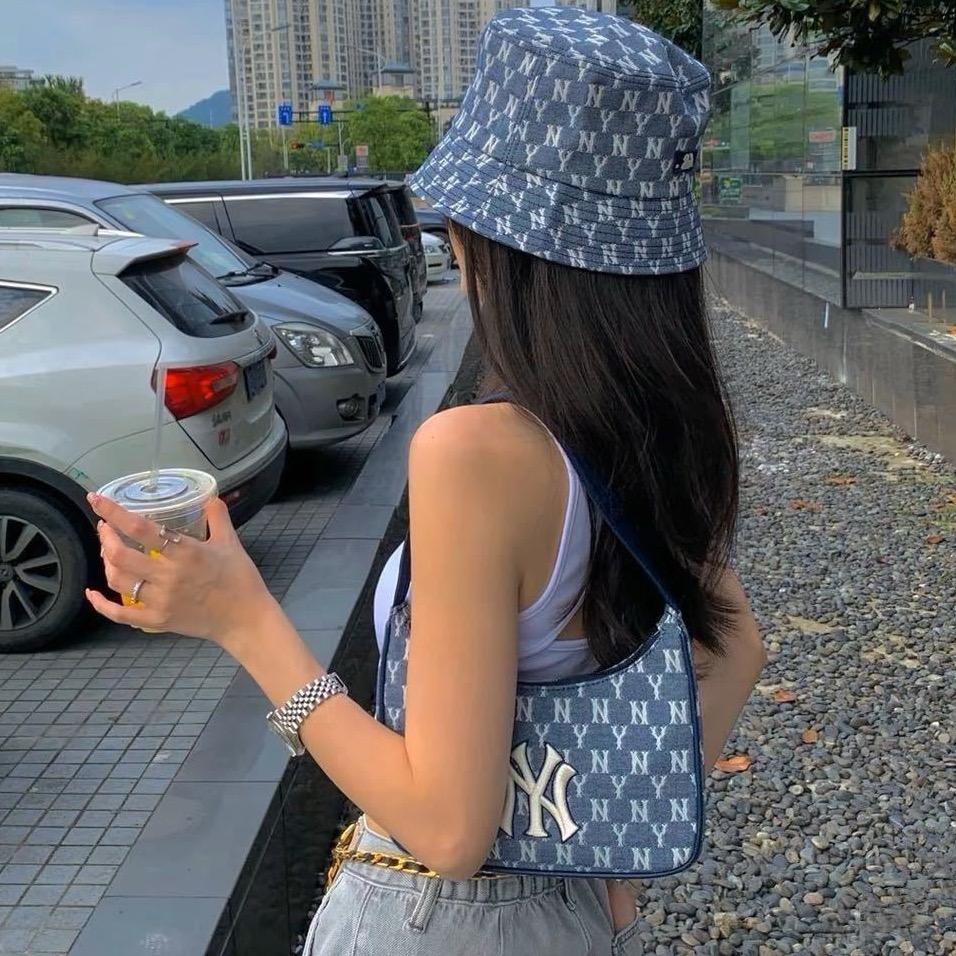 小希牛仔穿搭