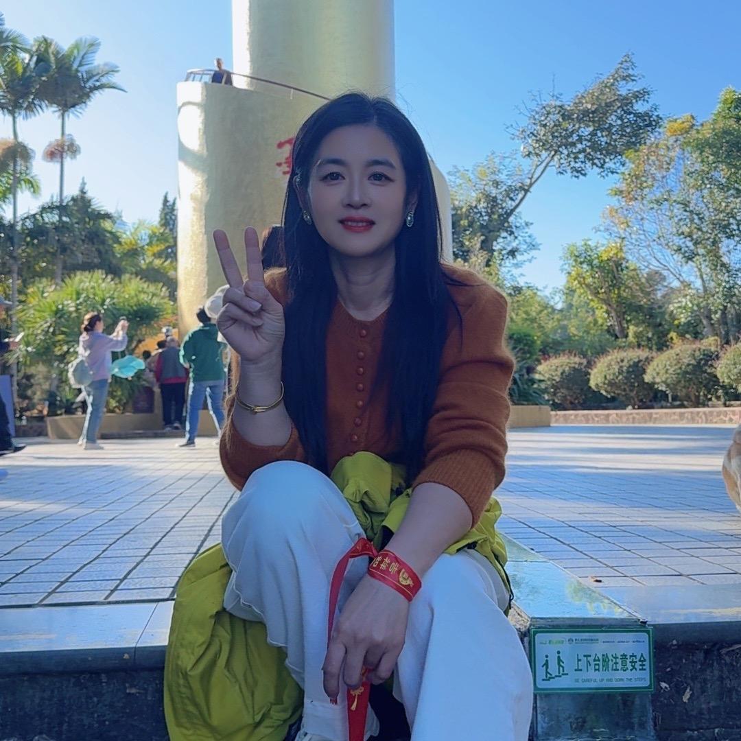 浅黛微妆