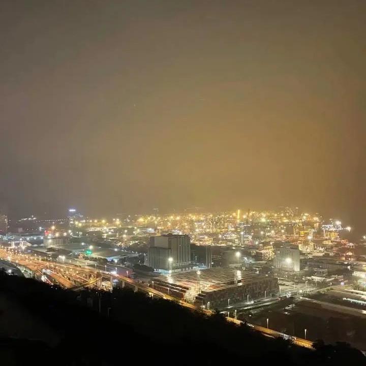 雨季-路飞号船东