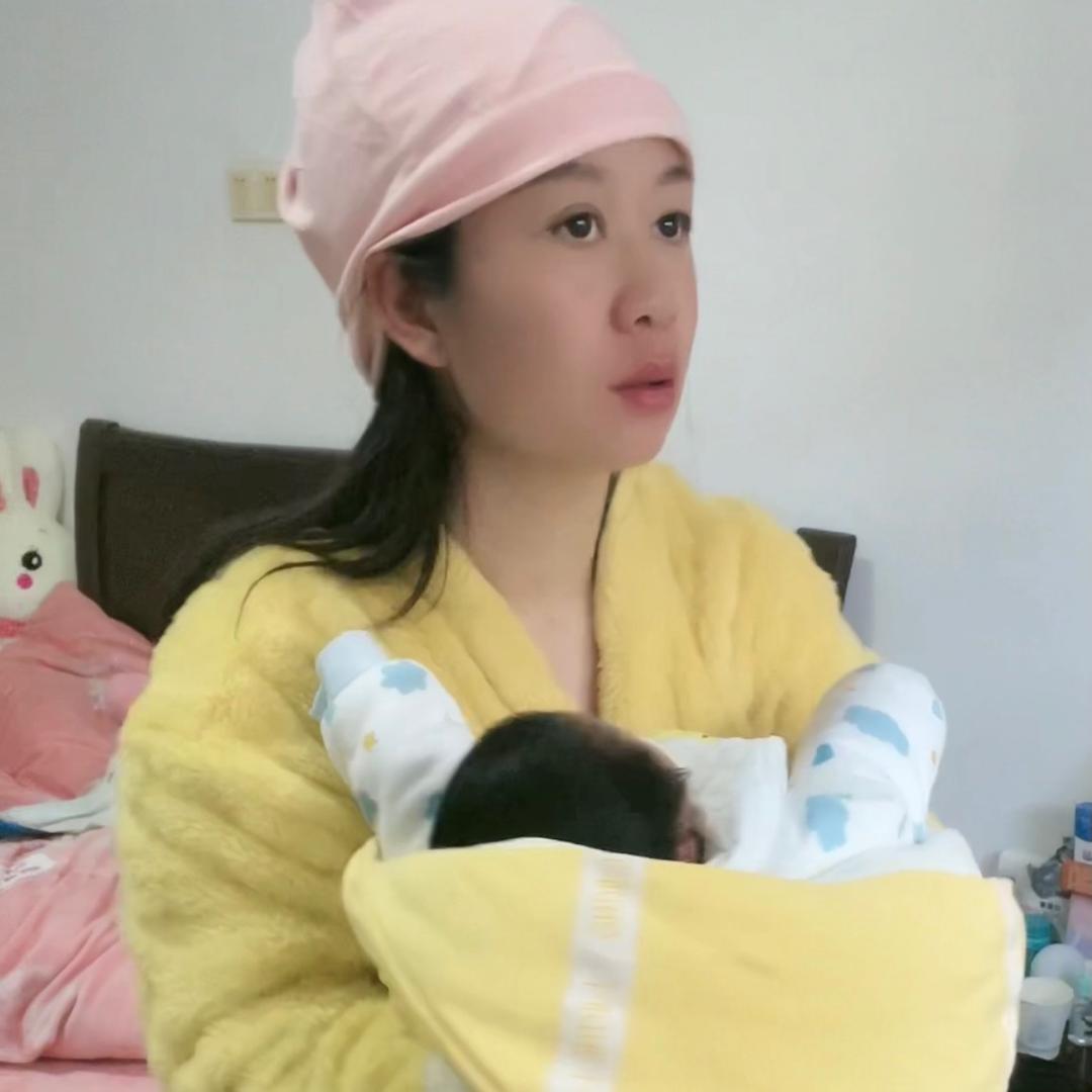@朵朵《单亲妈妈》