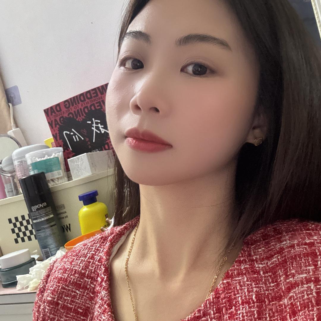 @玲