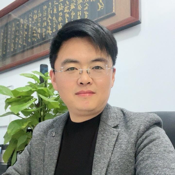 鬼步舞张校长
