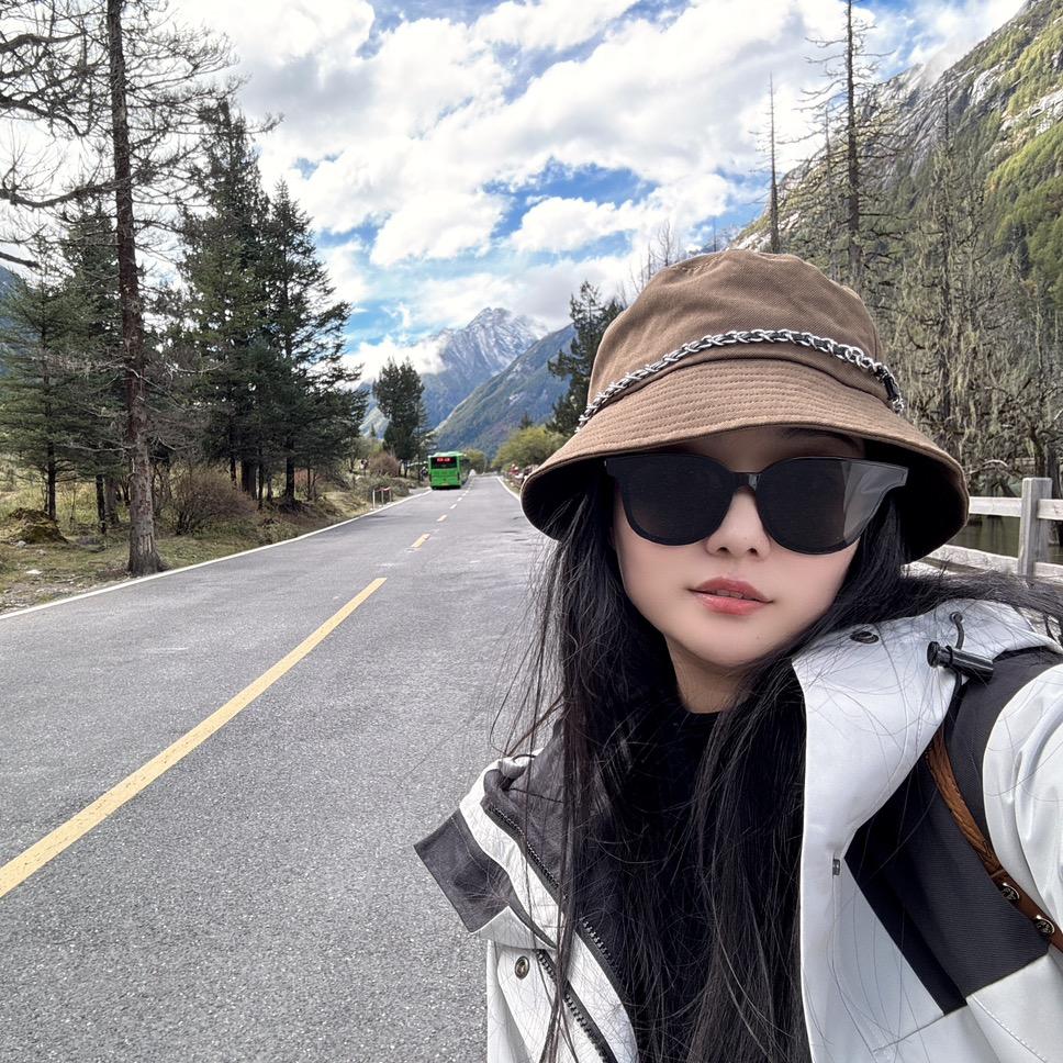 是你的草莓🍓吖。