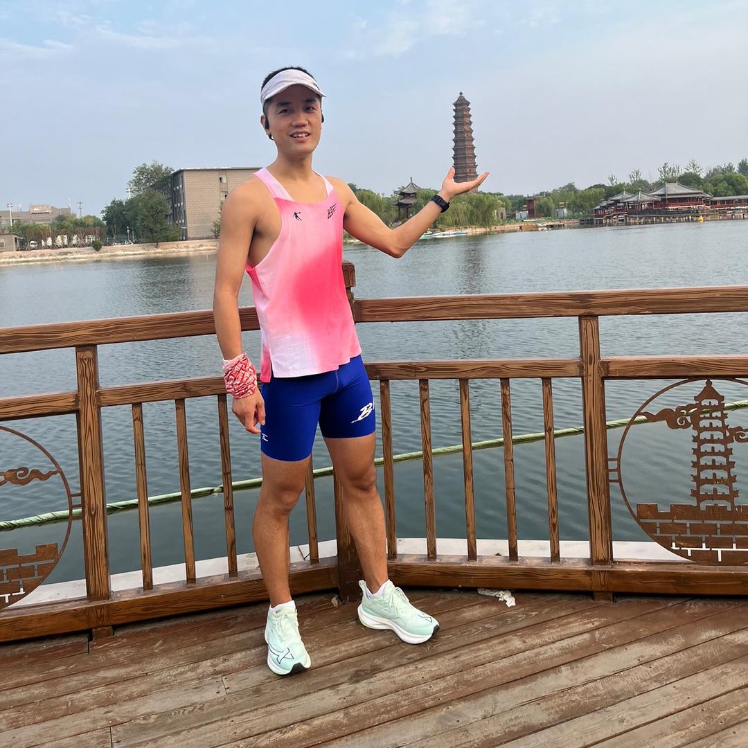 爱奔跑的小强