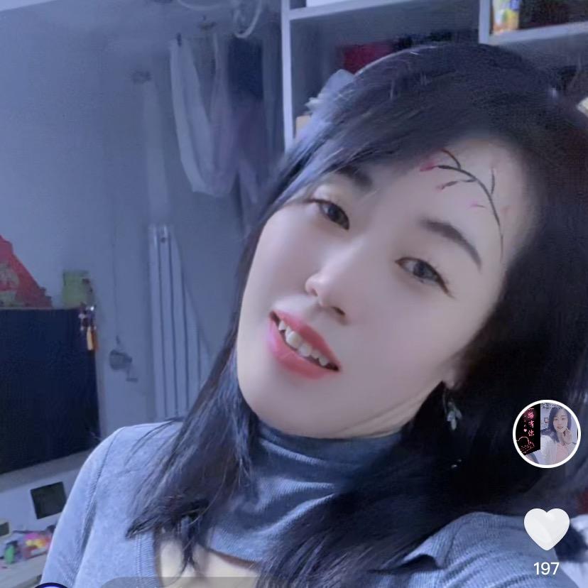 水鑫🔥凉皮小妞