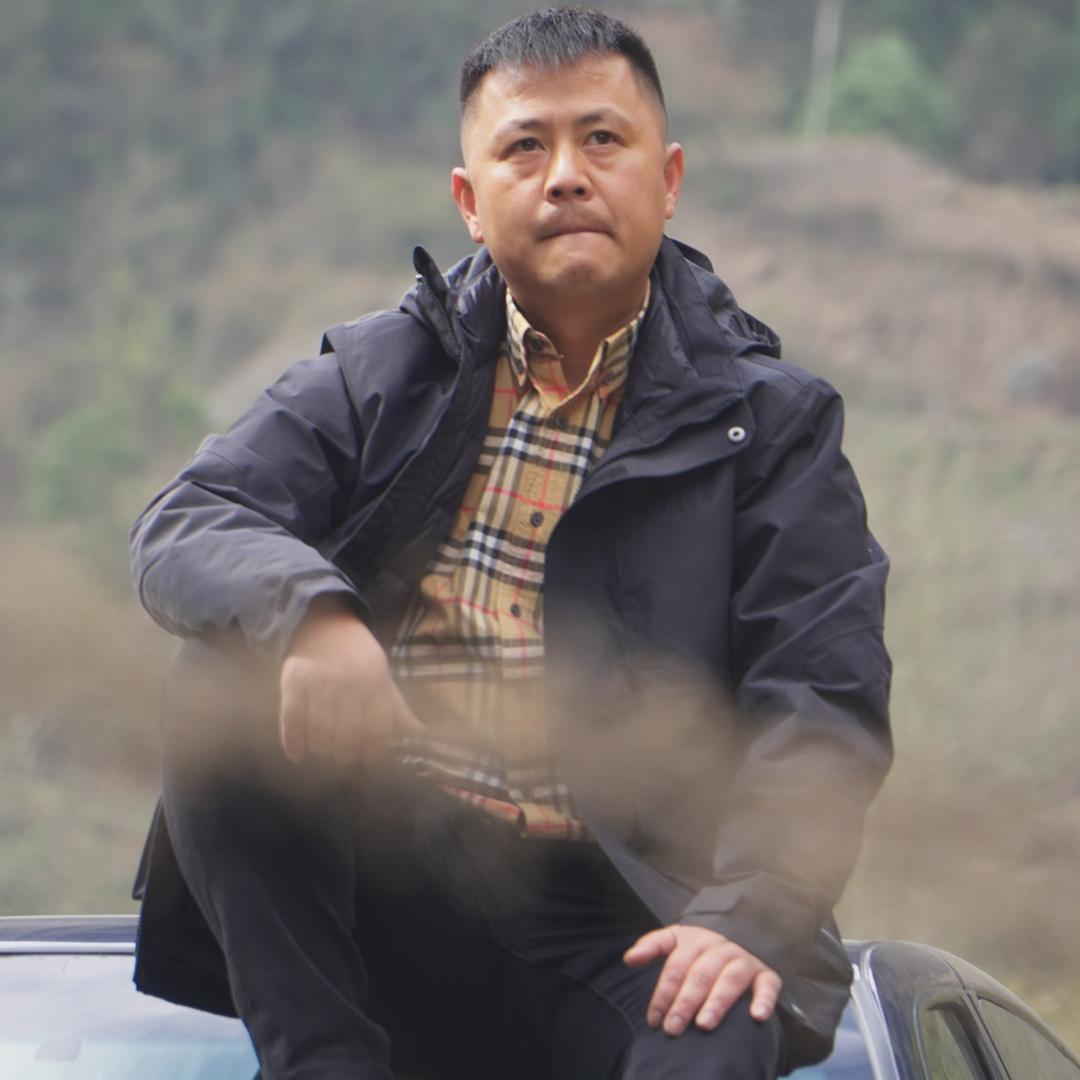 齐峰二手车（老陈）