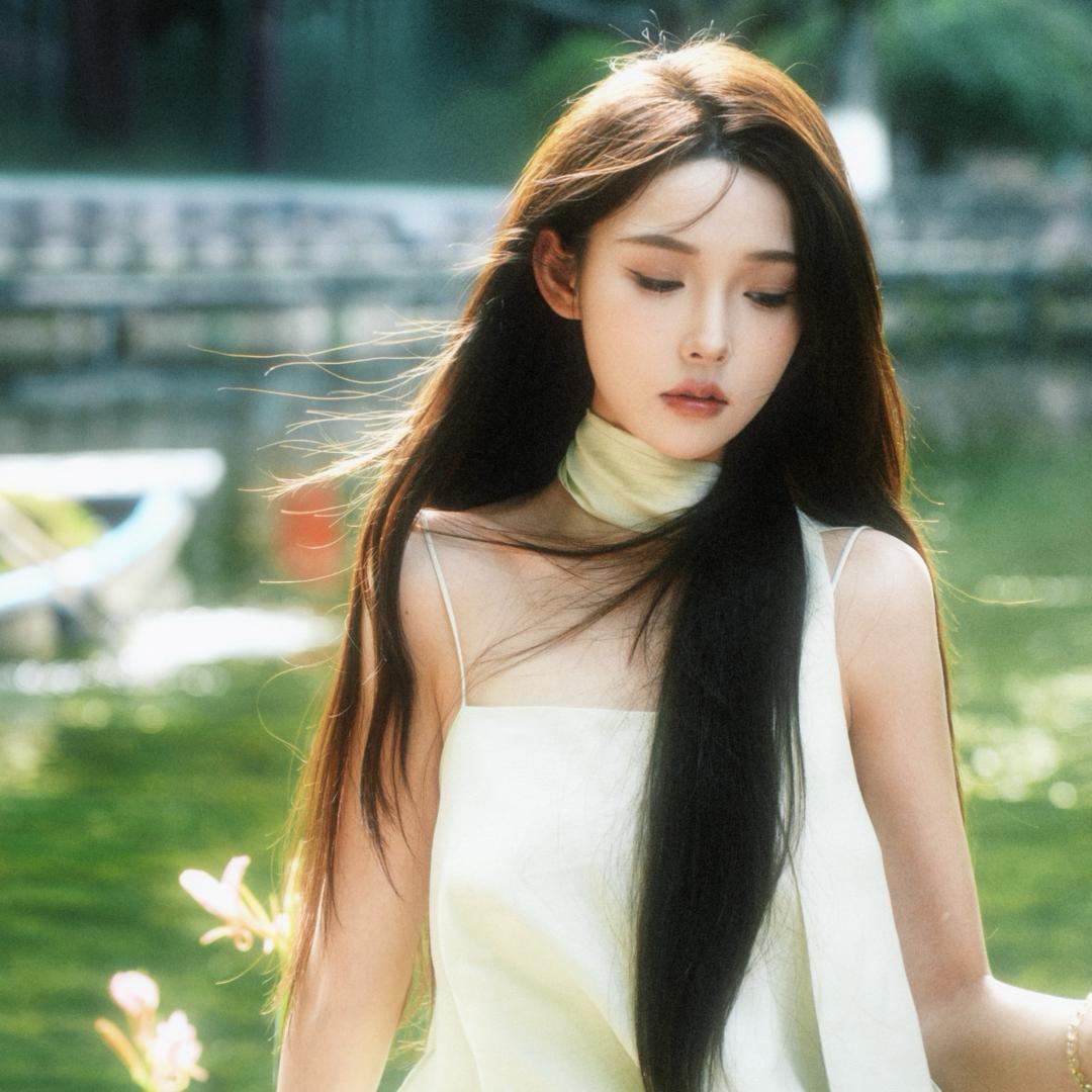 杨莯mumu