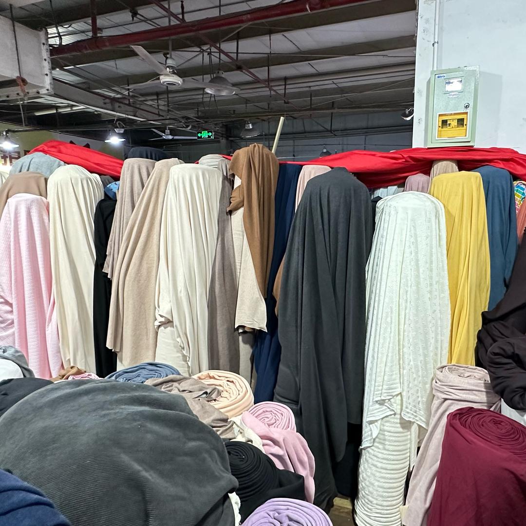 小胡～库存布料/辅料/衣服/收购