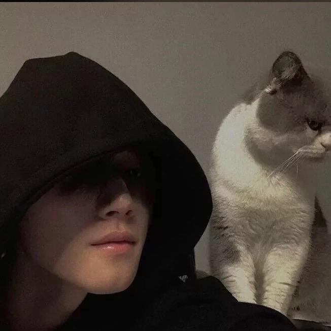 Tsuki.〰️