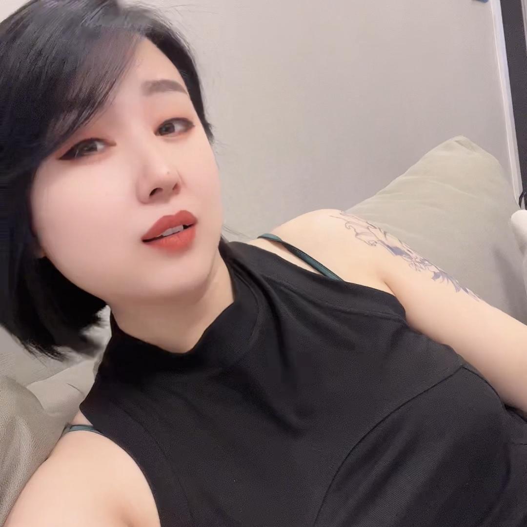 💢自由行走的花🧊🪘