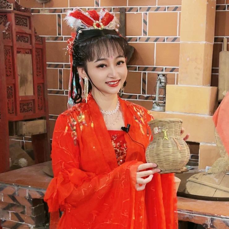 红子💞