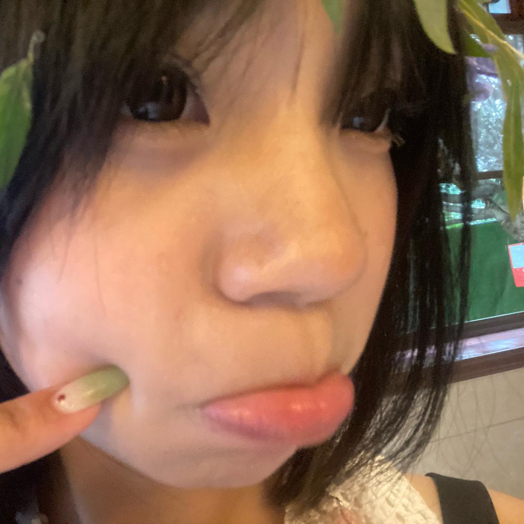 湘湘爱吃山竹