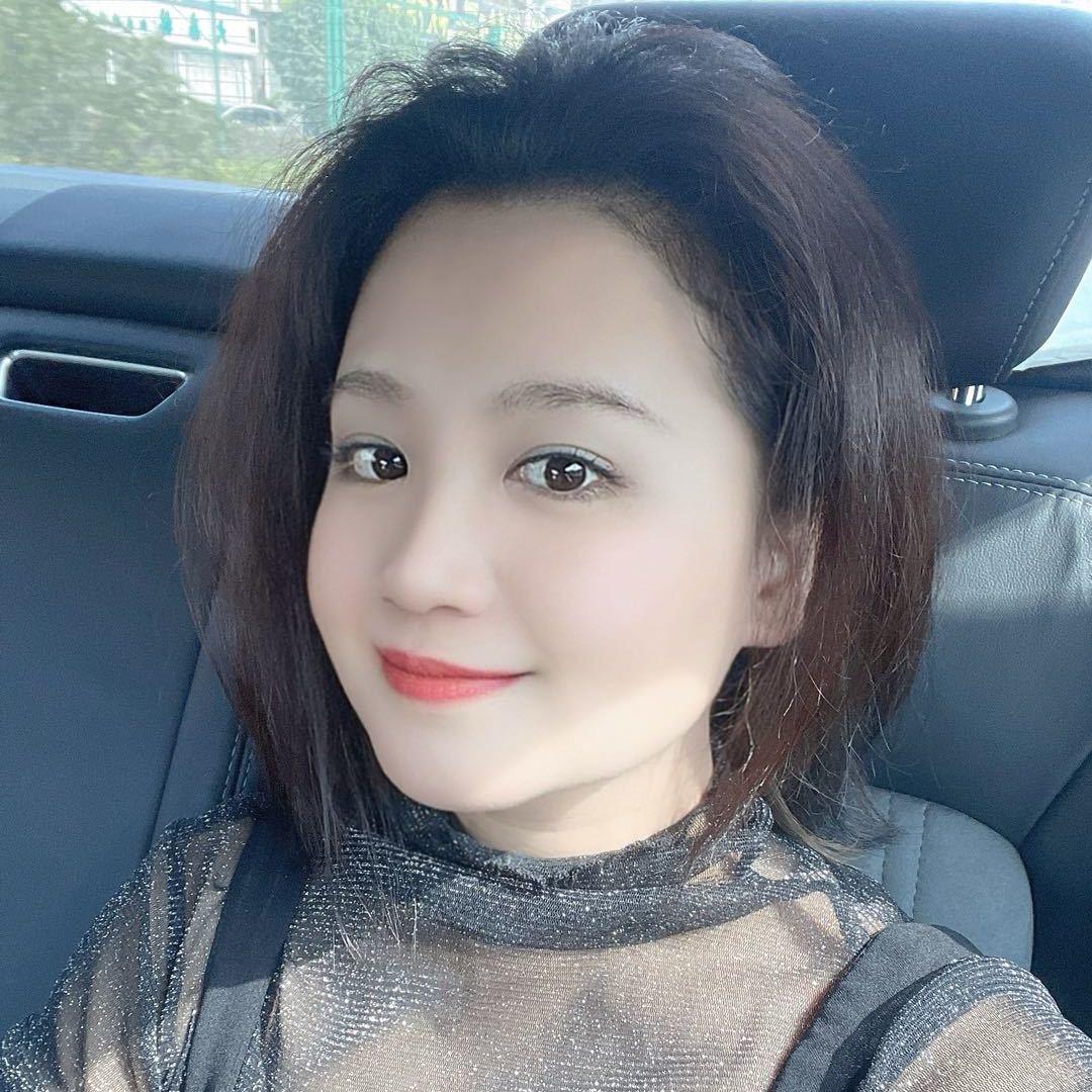 宅女（打一字）——“？”