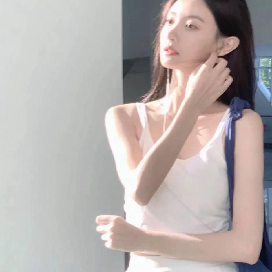 渝玥.