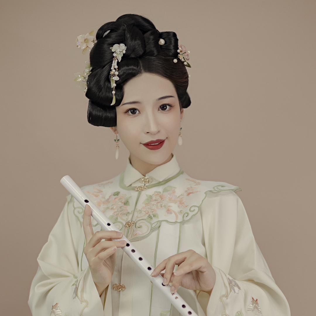 洛阳时尚魅影化妆培训英子