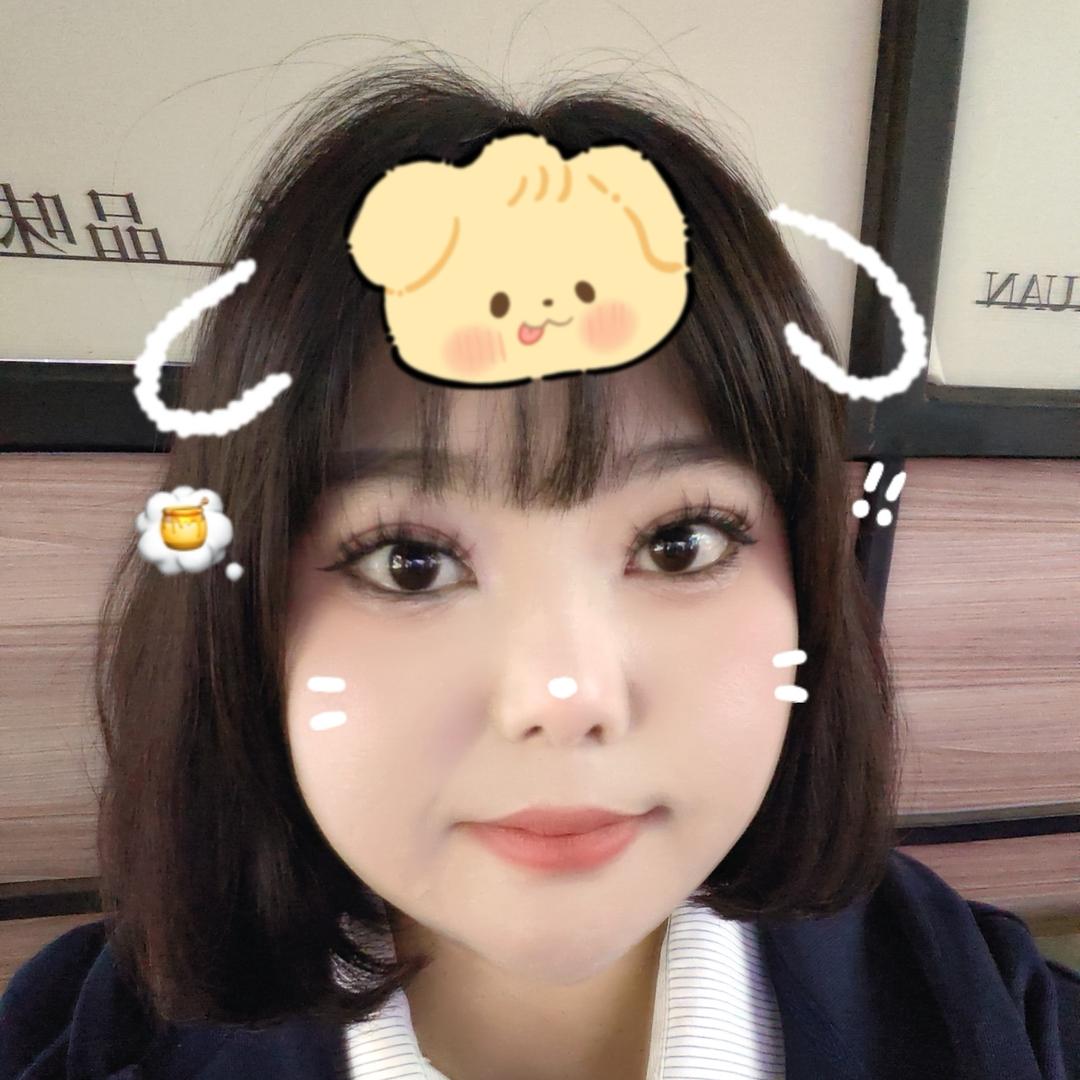 多肉路人彤